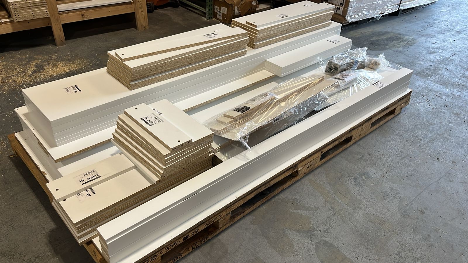 Cabinet components packaged and ready at LEGNO factory